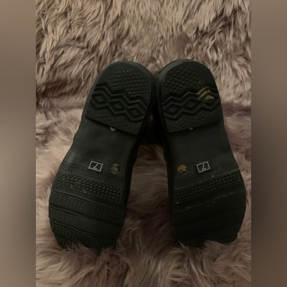 BCBG MaxAzria Studded Rubber Rain Snow Knee Boots Black Size 7 - Picture 6 of 8